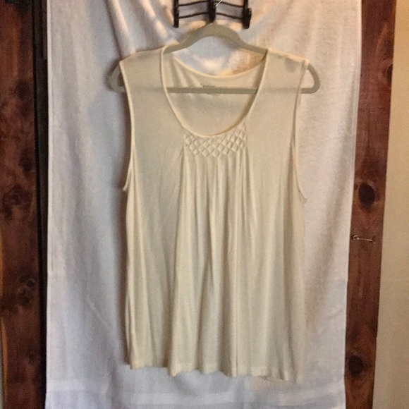 Top - Picture 1 of 1